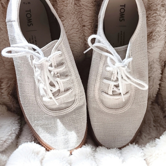 [ Toms Casual Bohemian Minimalist Carmel Ivory Heritage Canvas Cali Sneakers ] - Picture 1 of 9